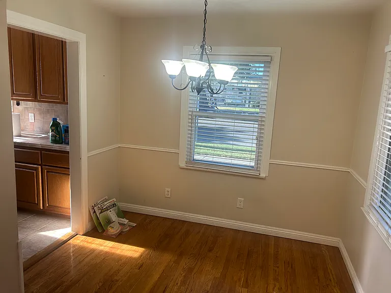 2163 Charlemagne Ave — Photo 6