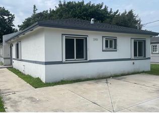 2352 NW 64th St Unit B, Miami, FL 33147