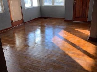5 Randolph Dr, Centralia, IL 62801
