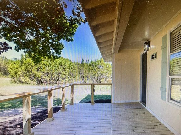 3rd image of 3225 Evergreen Dr