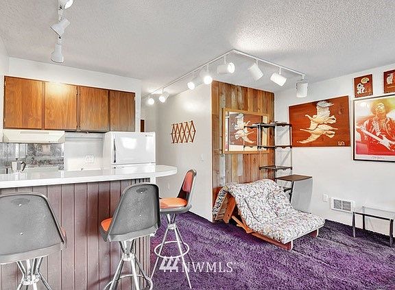 2nd image of 223 E Hyak Drive #602