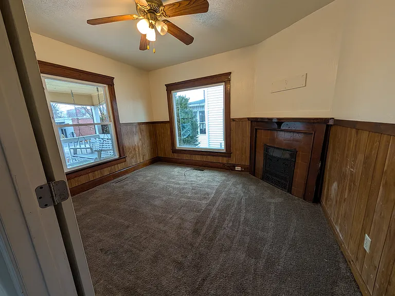 564 Carroll St — Photo 17