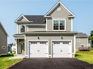 2 Saw Mill Ln, Plainville, CT 06062