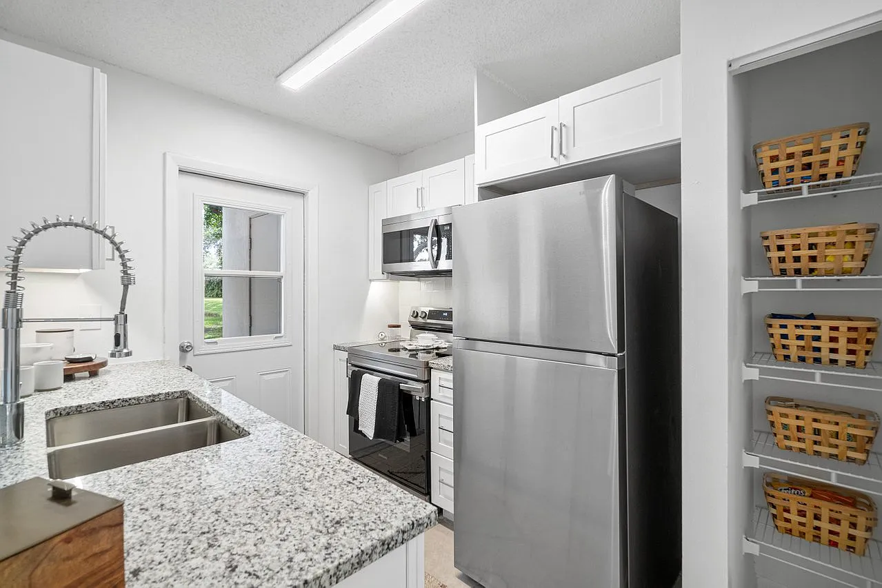 Cortland Pembroke Pines — Photo 1