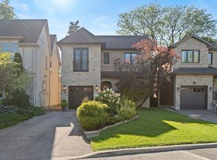 12 Elliott Ave, Toronto, ON M8X2P8