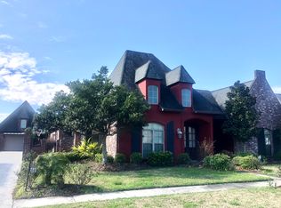 227 Riverwood Dr, Houma, LA 70360