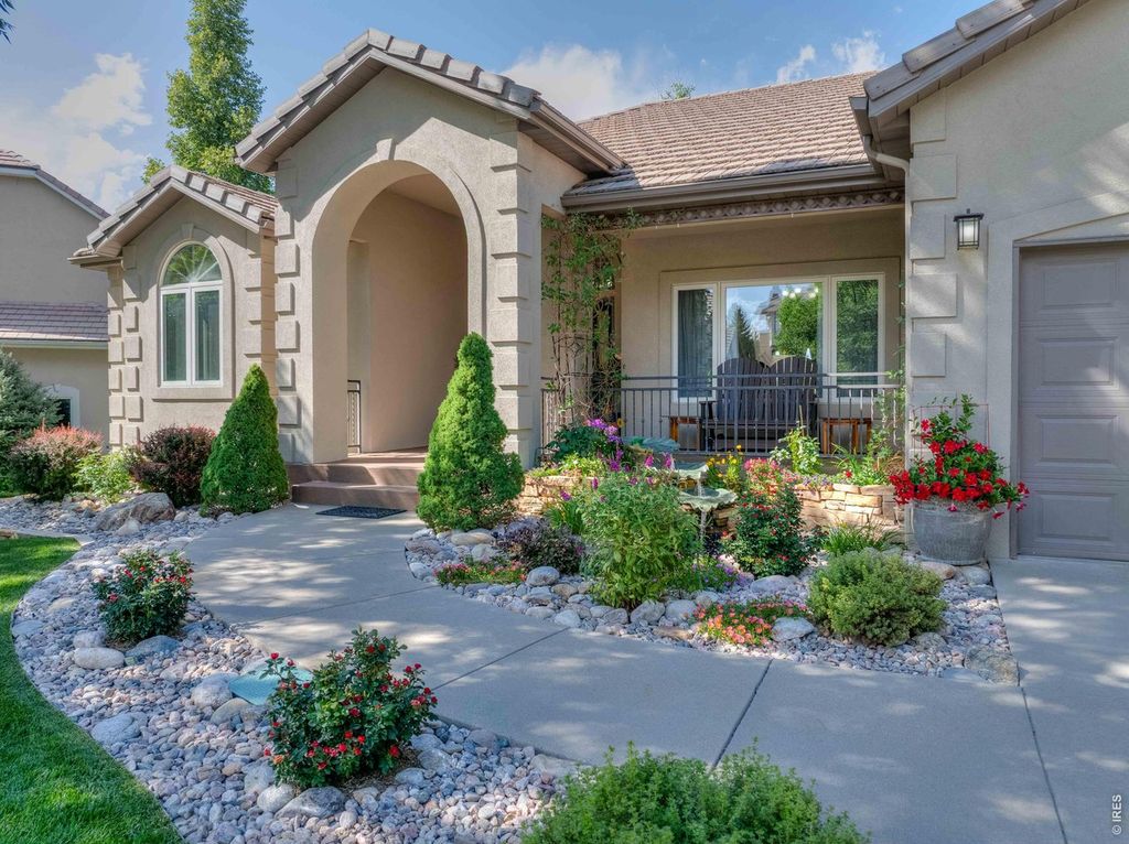 5275 Cedar Valley Dr