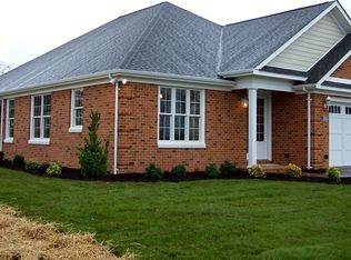 1052 Sun Poppy Ct, Woodstock, VA 22664