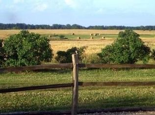 377 E 2400th Rd, Edgerton, KS 66021