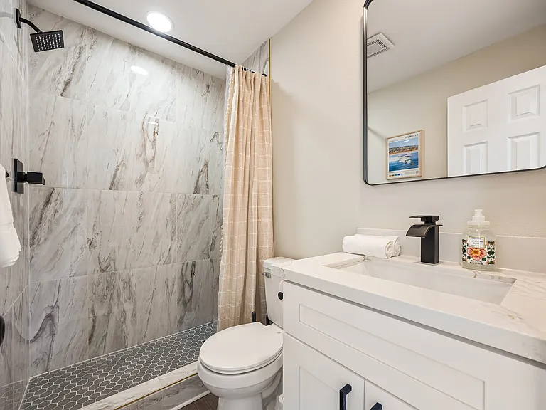 8202 Beaver Lake Dr #ADU — Photo 3