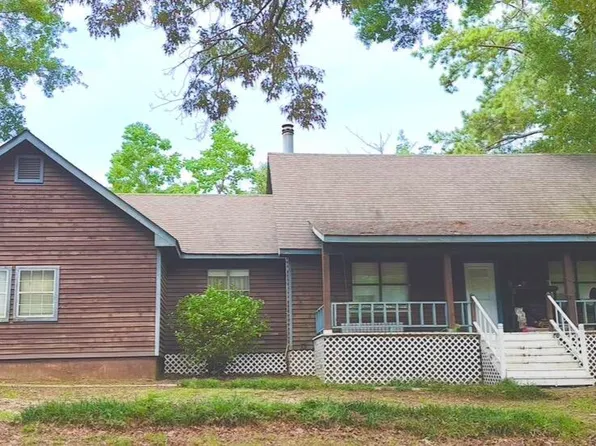 203 Edgewood Dr, Carriere, MS 39426