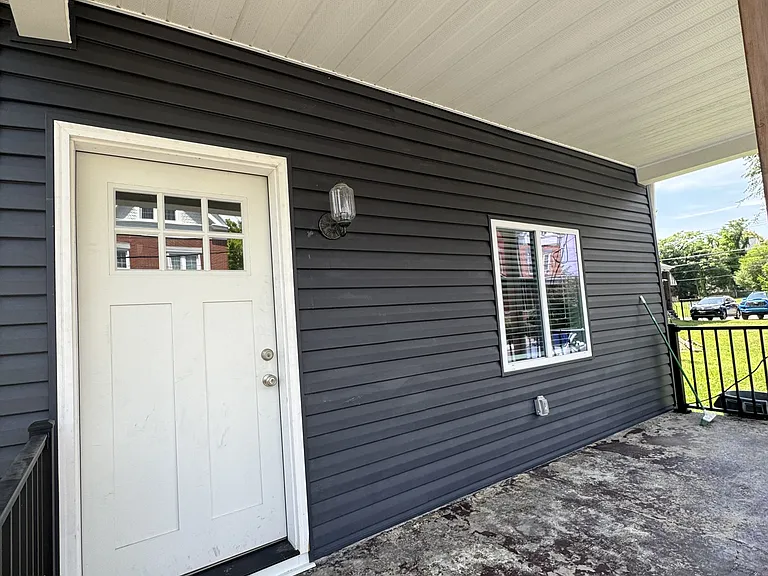 510 Winfield St — Photo 2
