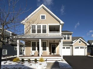 12 Thistle Ln, Weymouth, MA 02190