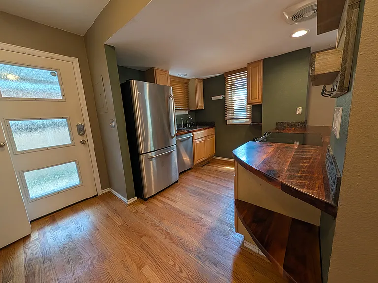 1039 Maxwell Ave #2.0 — Photo 4