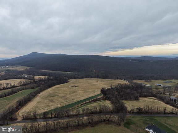 3rd image of 3940 Trego Rd