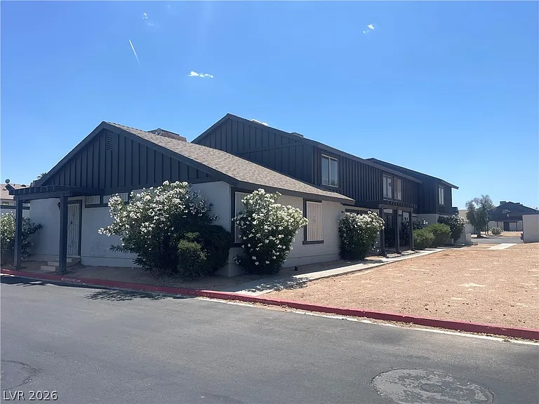 3904 Blackford Pl — Photo 3