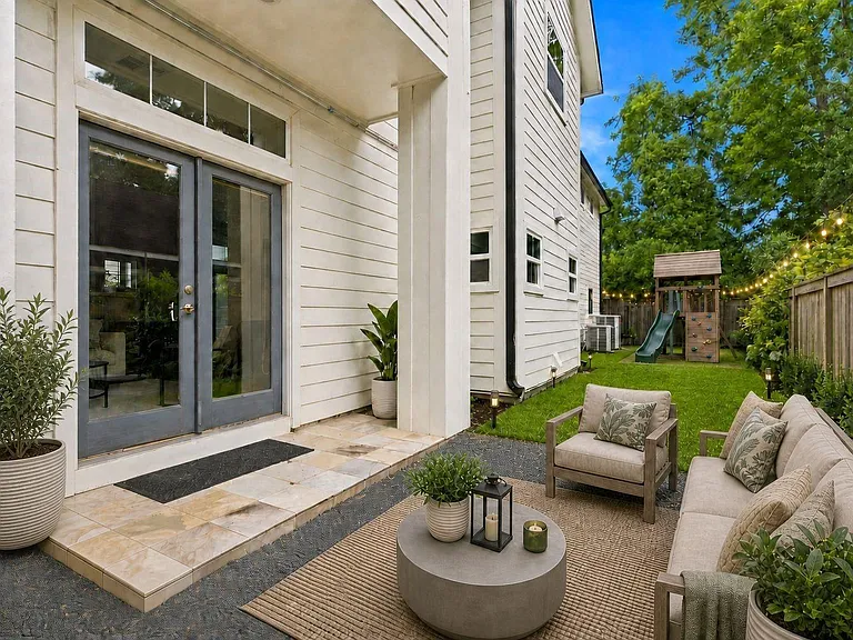 3118 Morrison St — Photo 32