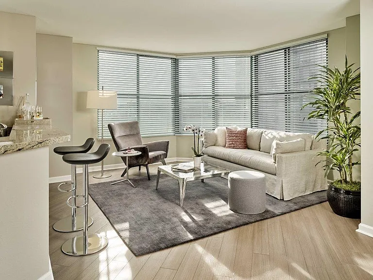 South Beach Marina Apartments — Photo 27