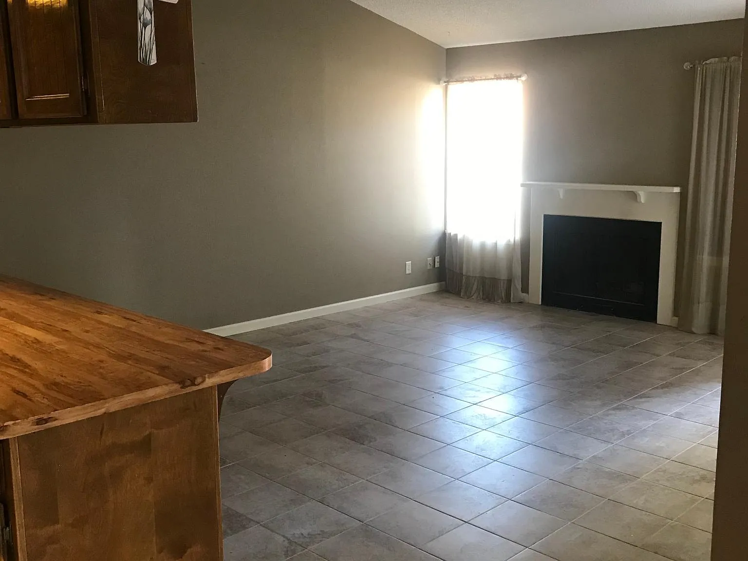 2 bed, 1143 sqft, $1,800 — Photo 4