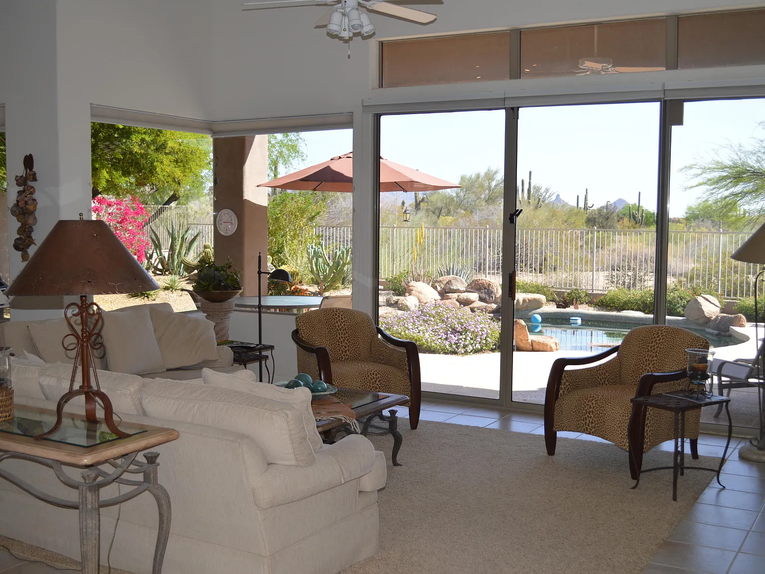 3 bed, 3.0 bath, 2127 sqft, $3,300 — Photo 4