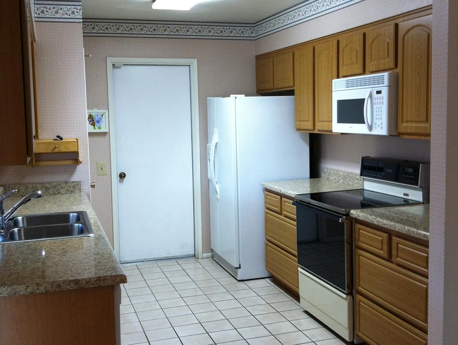 2 bed, 1100 sqft, $1,650 — Photo 3