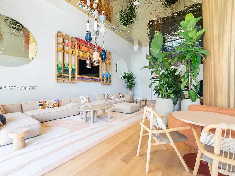 90 NE 32nd St #516 — Photo 23