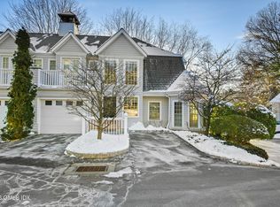 48 Spring St APT 14, Greenwich, CT 06830