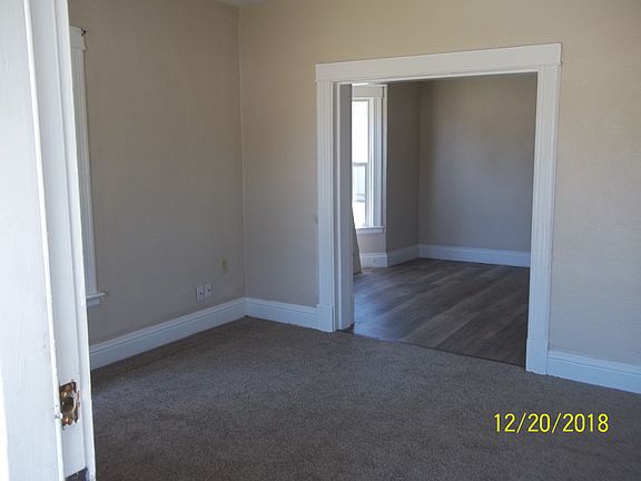 2nd image of 309 9th Ave N