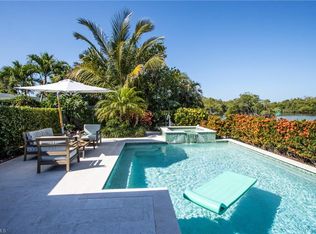 1712 Harbor Ln, Naples, FL 34104