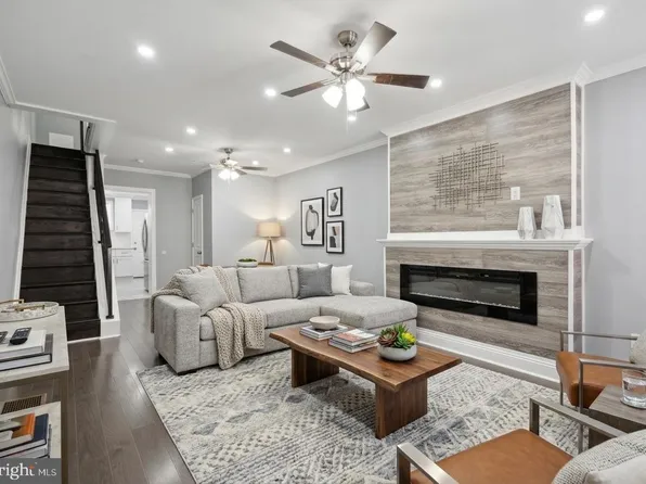 2241 N Hancock St, Philadelphia, PA 19133