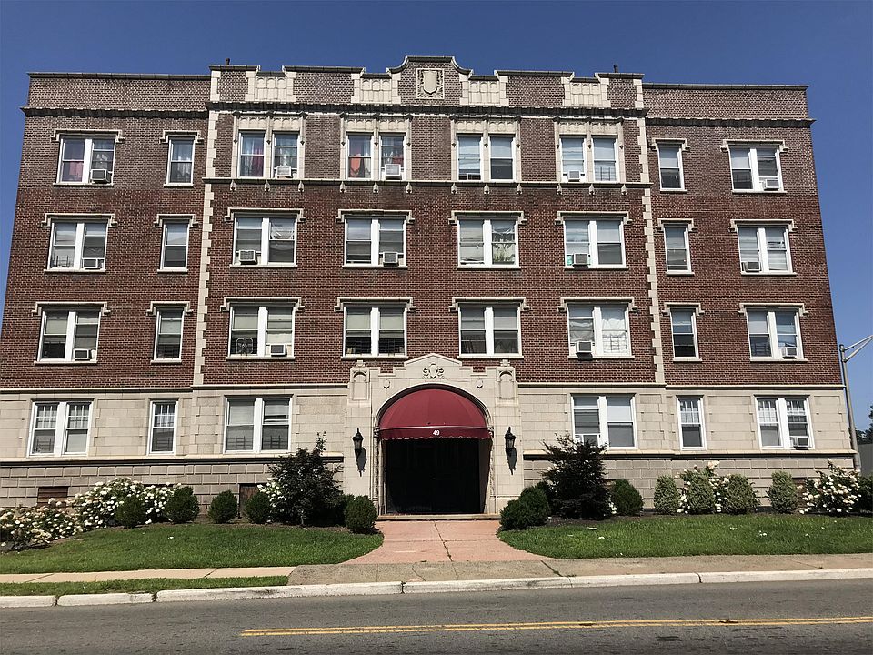 1st image of 49 S Clinton St APT D11