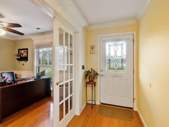 5th image of 1522 Twin Oak Dr