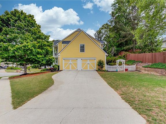 3rd image of 7314 Rocking Chair Ln
