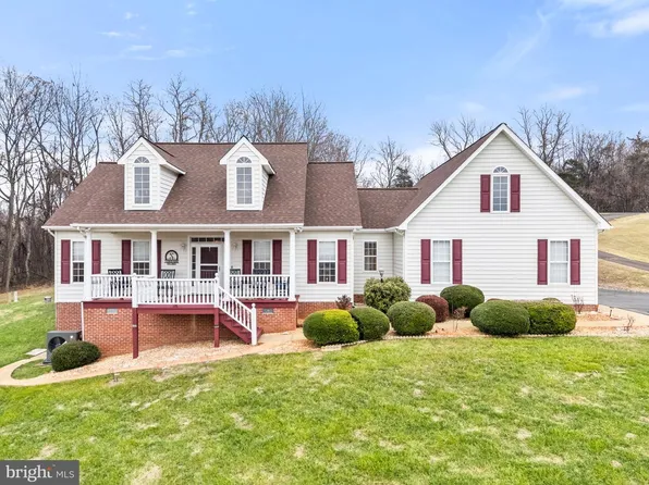 18435 Snaffle Ln, Culpeper, VA 22701