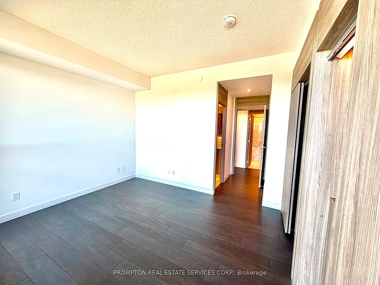 18 Esther Shiner Blvd #3002 — Photo 30