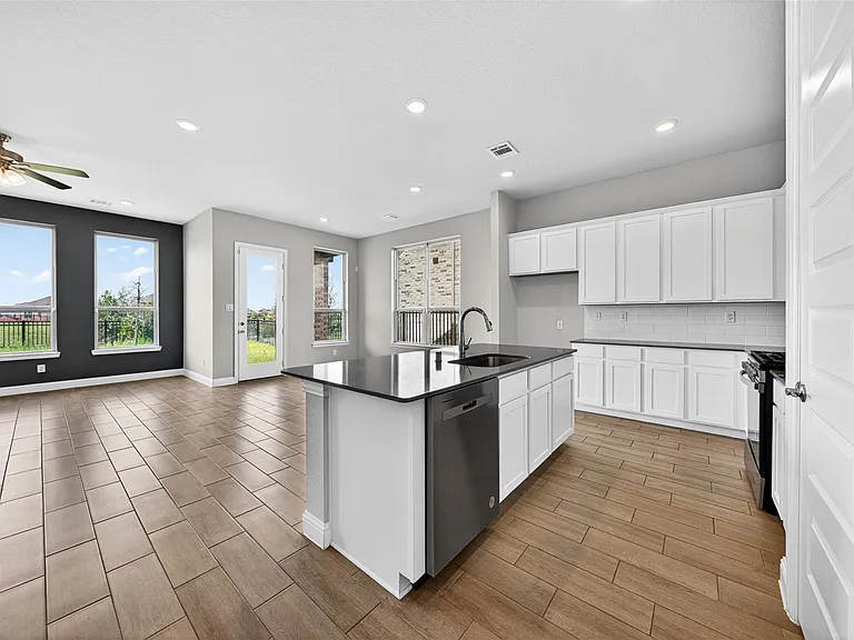 2080 Terra Rose Dr — Photo 12