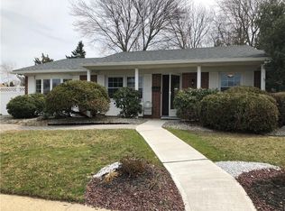 4 Beaver Pl, Monroe Township, NJ 08831