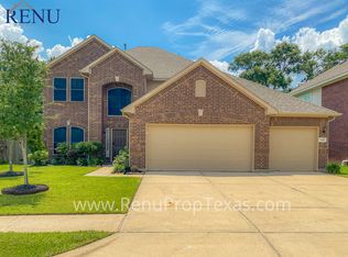 146 Persimmon Dr, Baytown, TX 77520