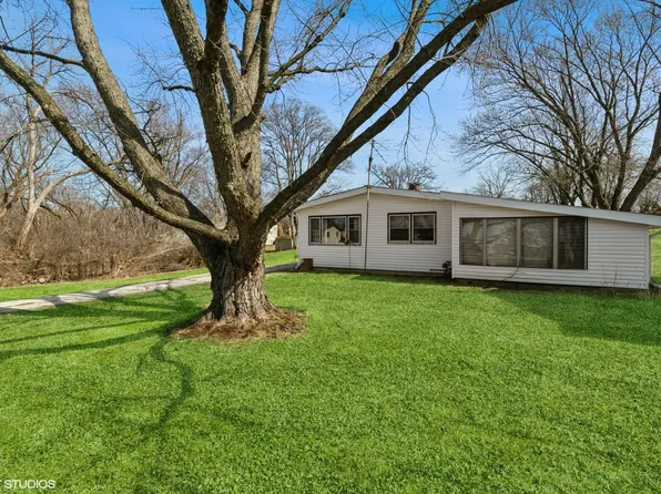 36675 N Helen Dr, Lake Villa, IL 60046