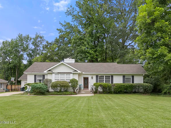 4025 Oakridge Dr, Jackson, MS 39216