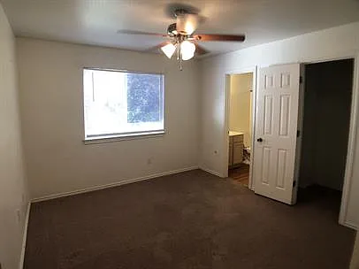 127 Cedargrove St — Photo 7