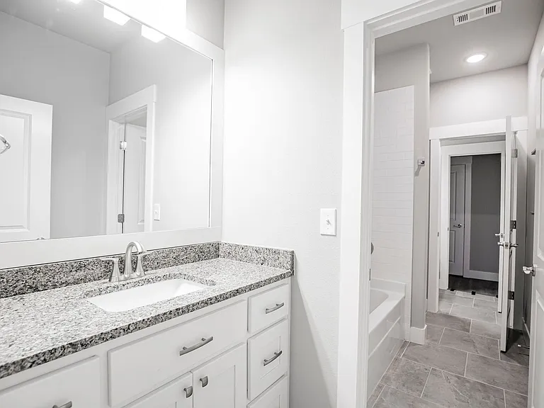 1824 Seay Cir — Photo 16