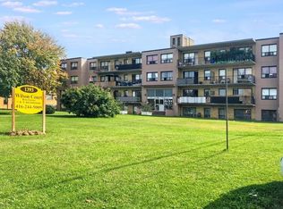 1393 Wilson Ave #422, Toronto, ON M3M1H6