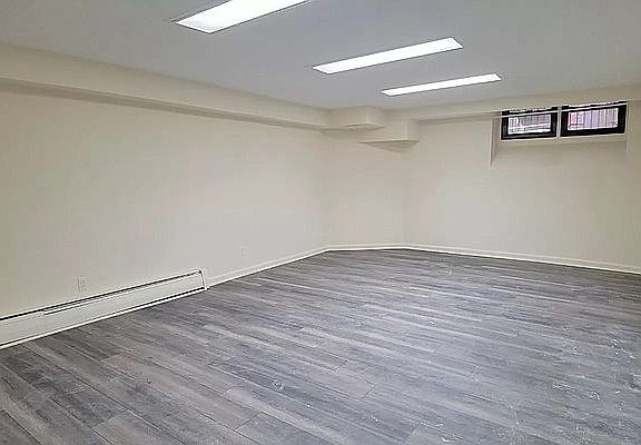 3rd image of 272 W 77th St #B1