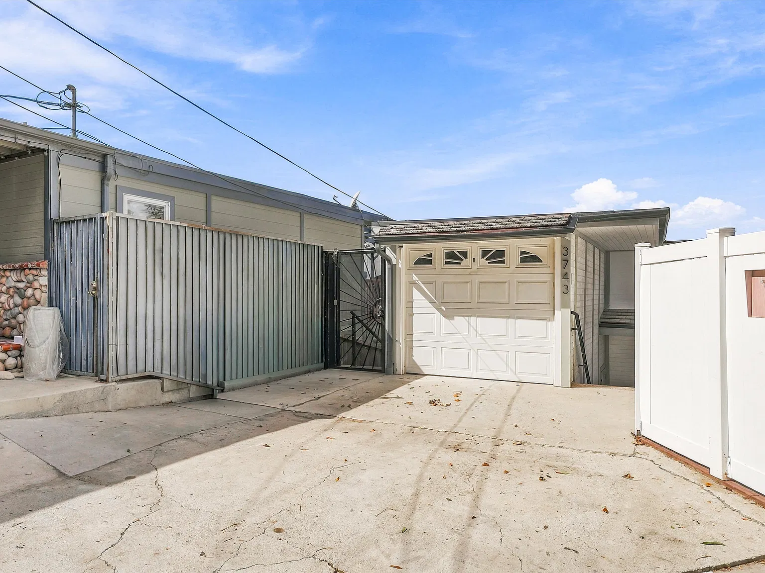 Latrobe Street , Los Angeles — Photo 2