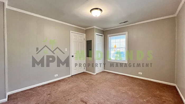 610 W Hampton Ave — Photo 37