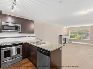6500 194th St #214, Surrey, BC