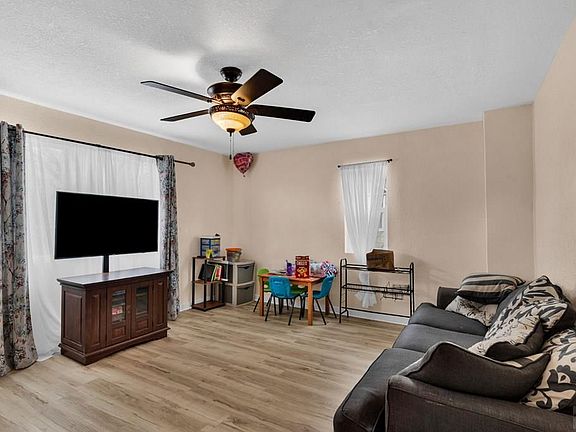 4th image of 1222 Eilers Ave