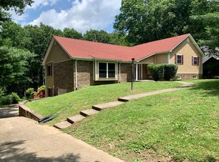 308 Apache Dr, Paint Lick, KY 40461
