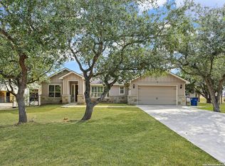 1572 Cougar, Canyon Lake, TX 78133